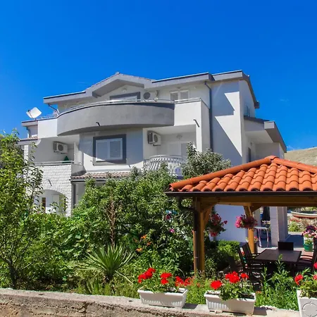 Appartement Apartment Apartmani Vesna Grebastica By Interhome Grebaštica